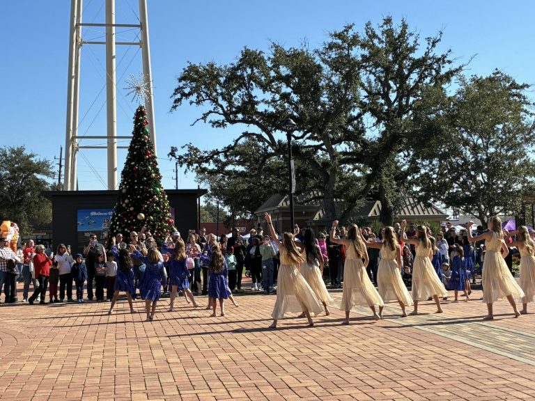 townsq christmas 768x576