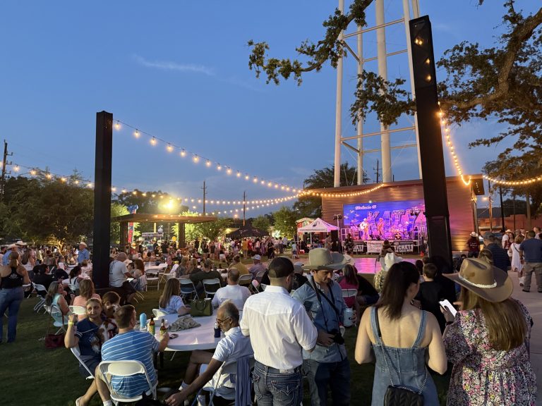 townsquare evening 1 768x576